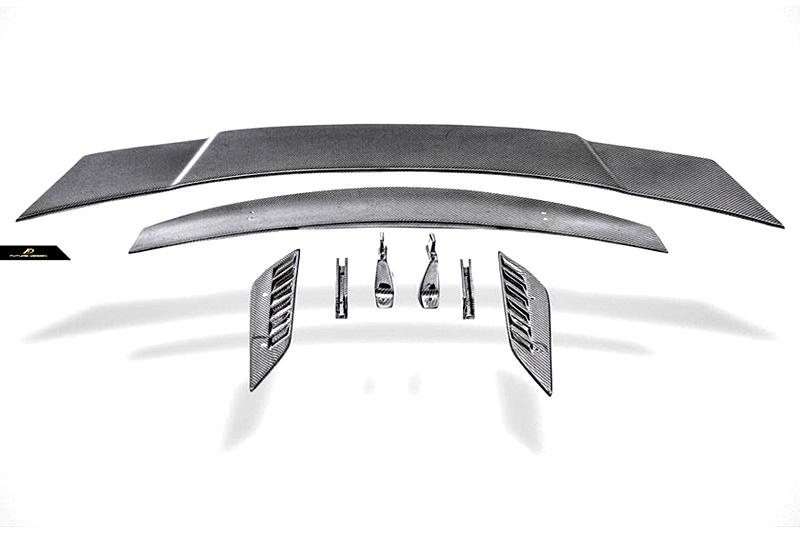 C190 GTs - RennTech style Carbon Rear Wing 08